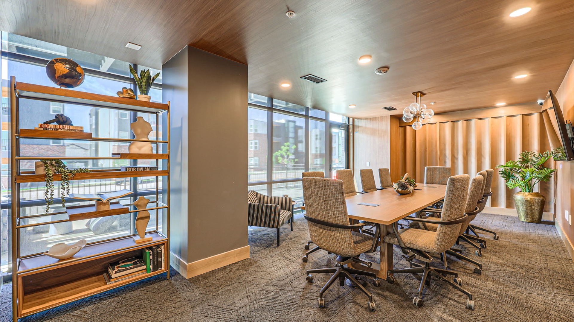 lounge with wooden accents and views of nature