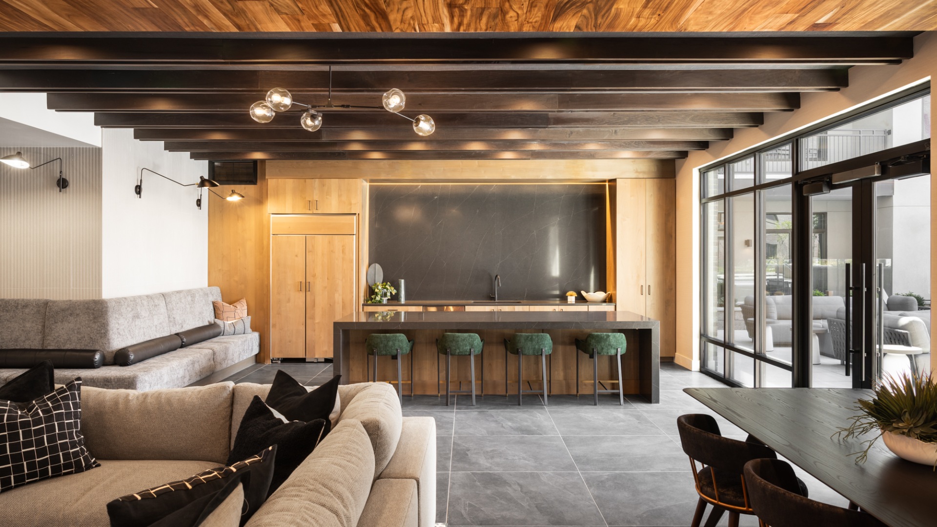 Clubroom 